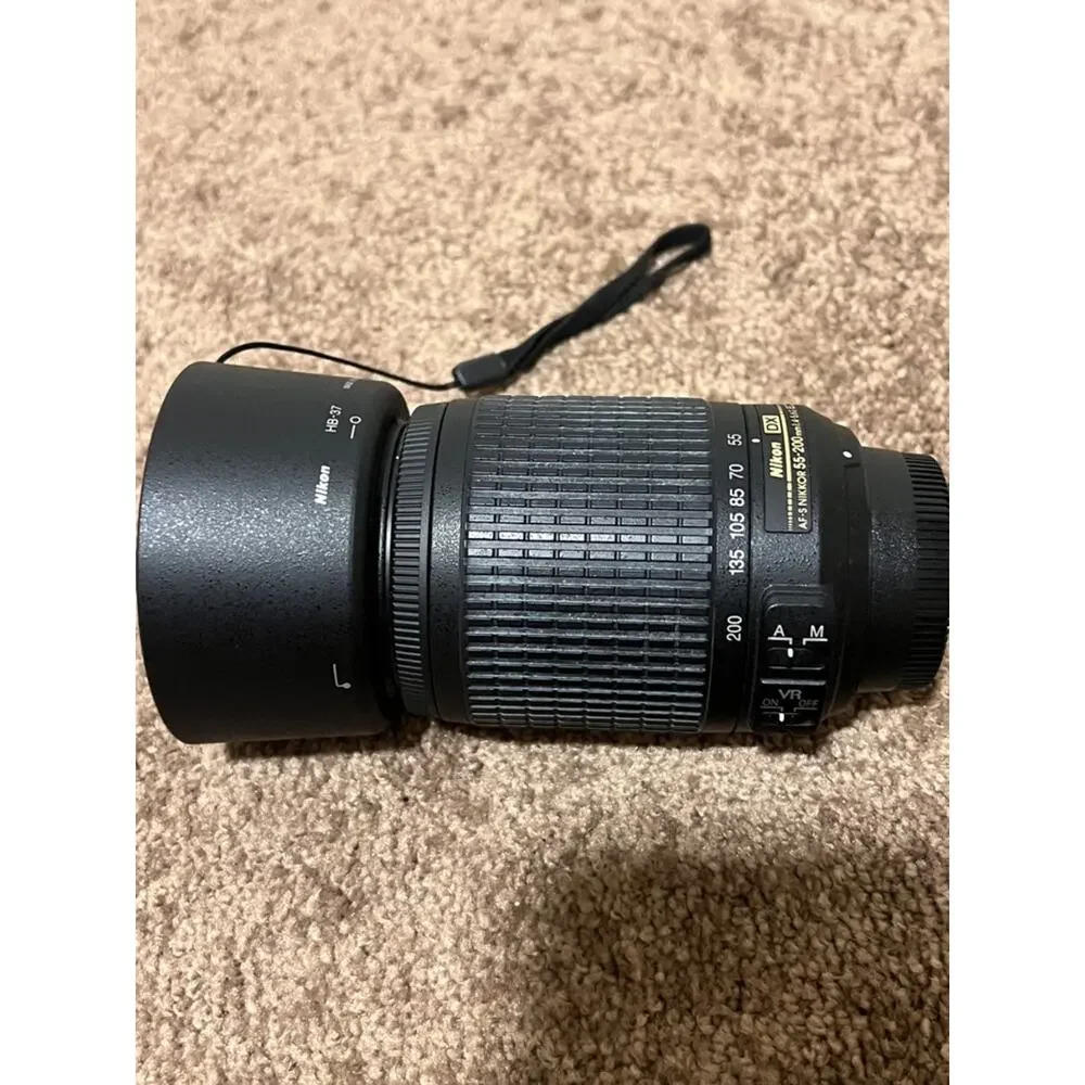 Nikon Black DX 55-200mm VR Telephoto Zoom Lens with Hood